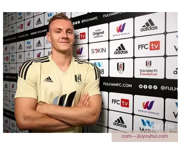 从阿森纳到富勒姆莱诺依然是英超最稳健门将之一仍证明价值与实力