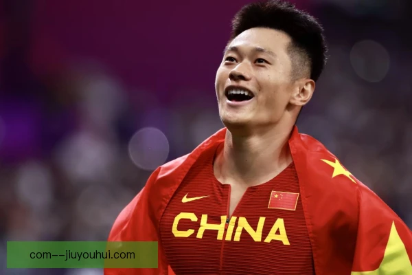 谢震业历史地位评估，速度成就与时代价值并重